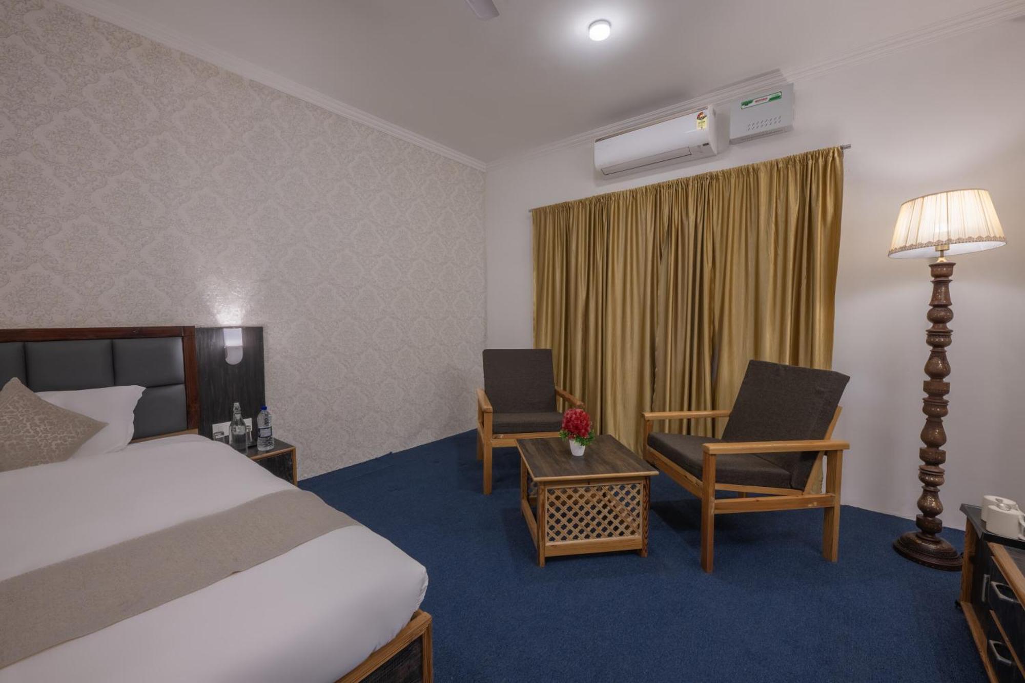 Echor Kashmir Holidays Resort Srinagar Exterior photo