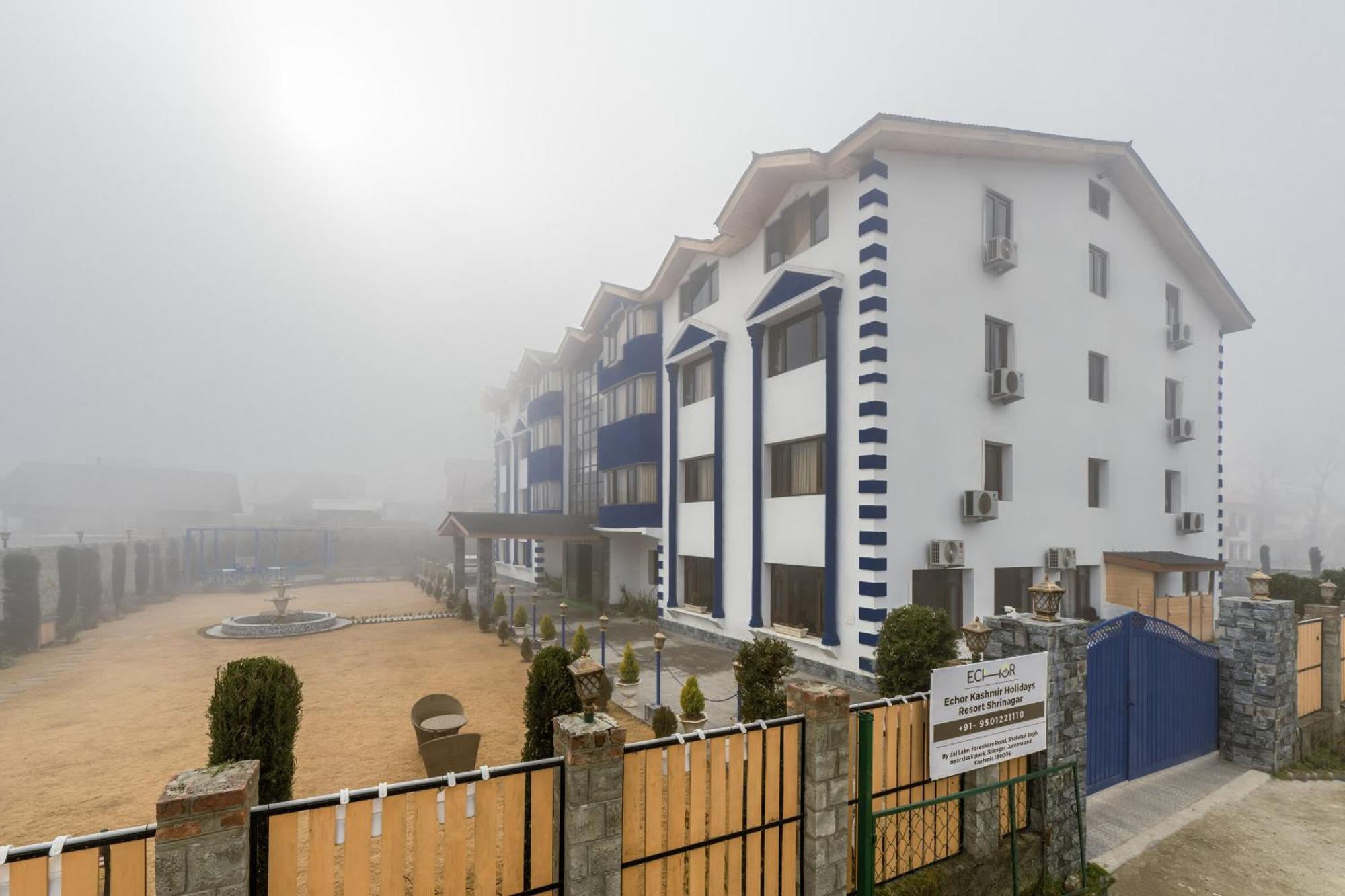 Echor Kashmir Holidays Resort Srinagar Exterior photo